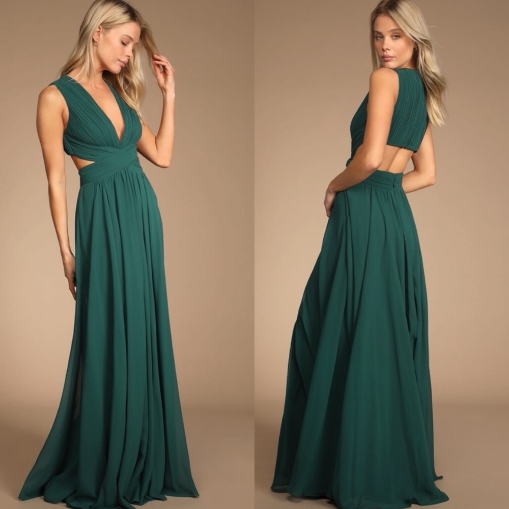 Lulu's Emerald Green Cutout Maxi Dress